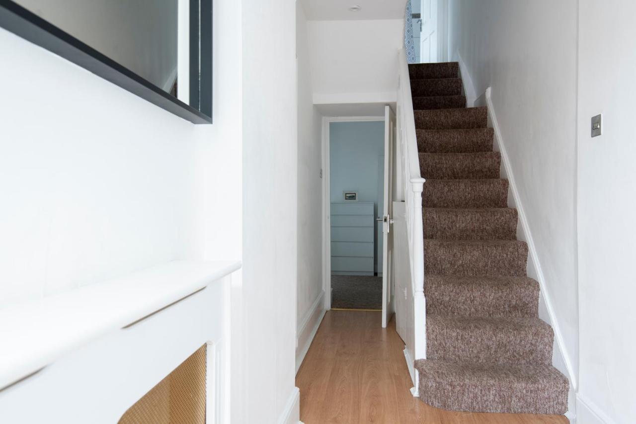 Fantastic 3 Bed Brighton House- Sleeps 6- Superfast Wifi And Garage Apartment Exterior photo