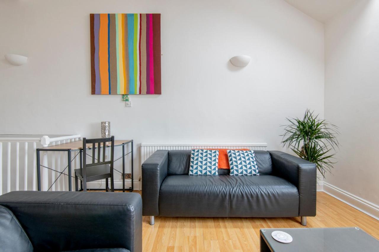 Fantastic 3 Bed Brighton House- Sleeps 6- Superfast Wifi And Garage Apartment Exterior photo