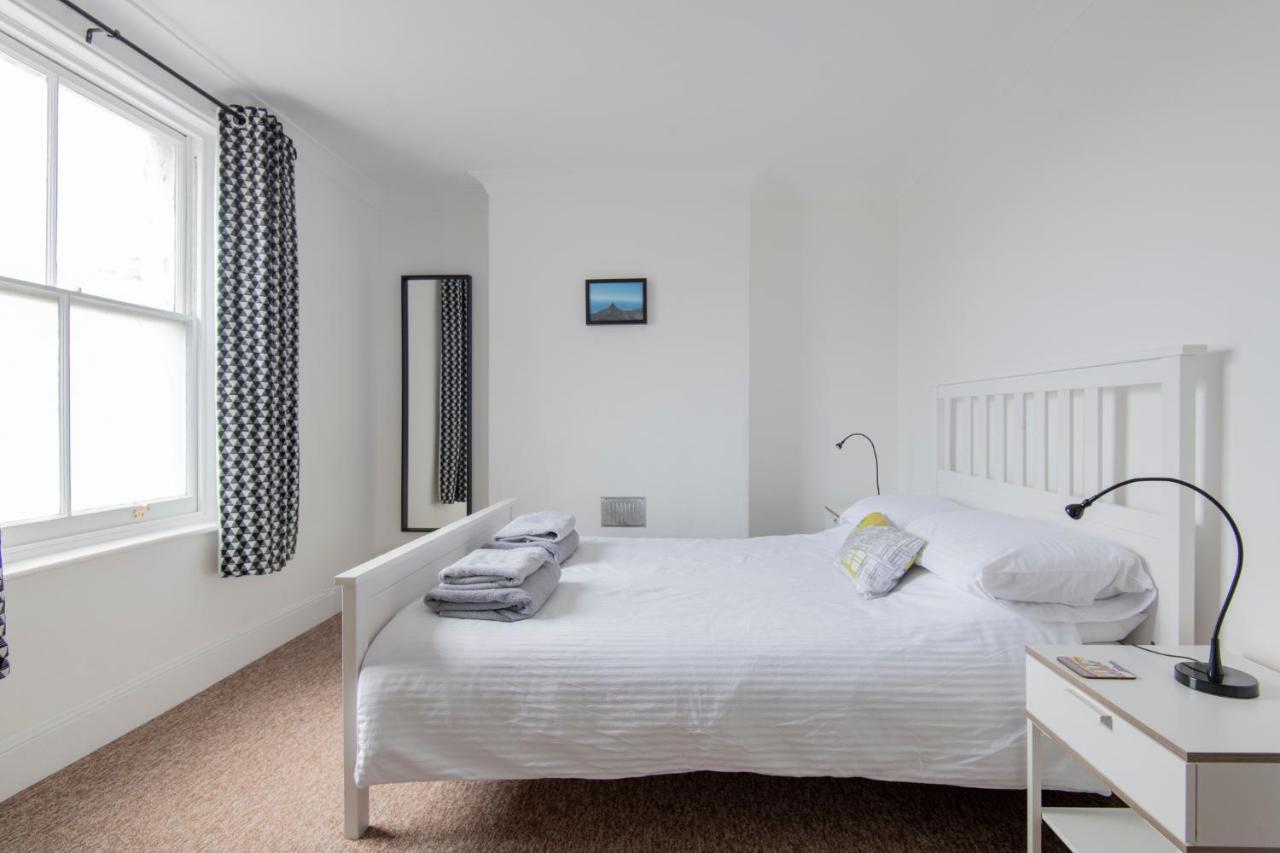 Fantastic 3 Bed Brighton House- Sleeps 6- Superfast Wifi And Garage Apartment Exterior photo